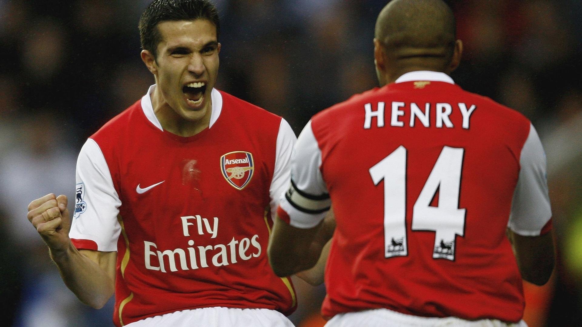 英超关键比赛，斗志高昂的战术变化与数据变化同步解读，英超 激烈